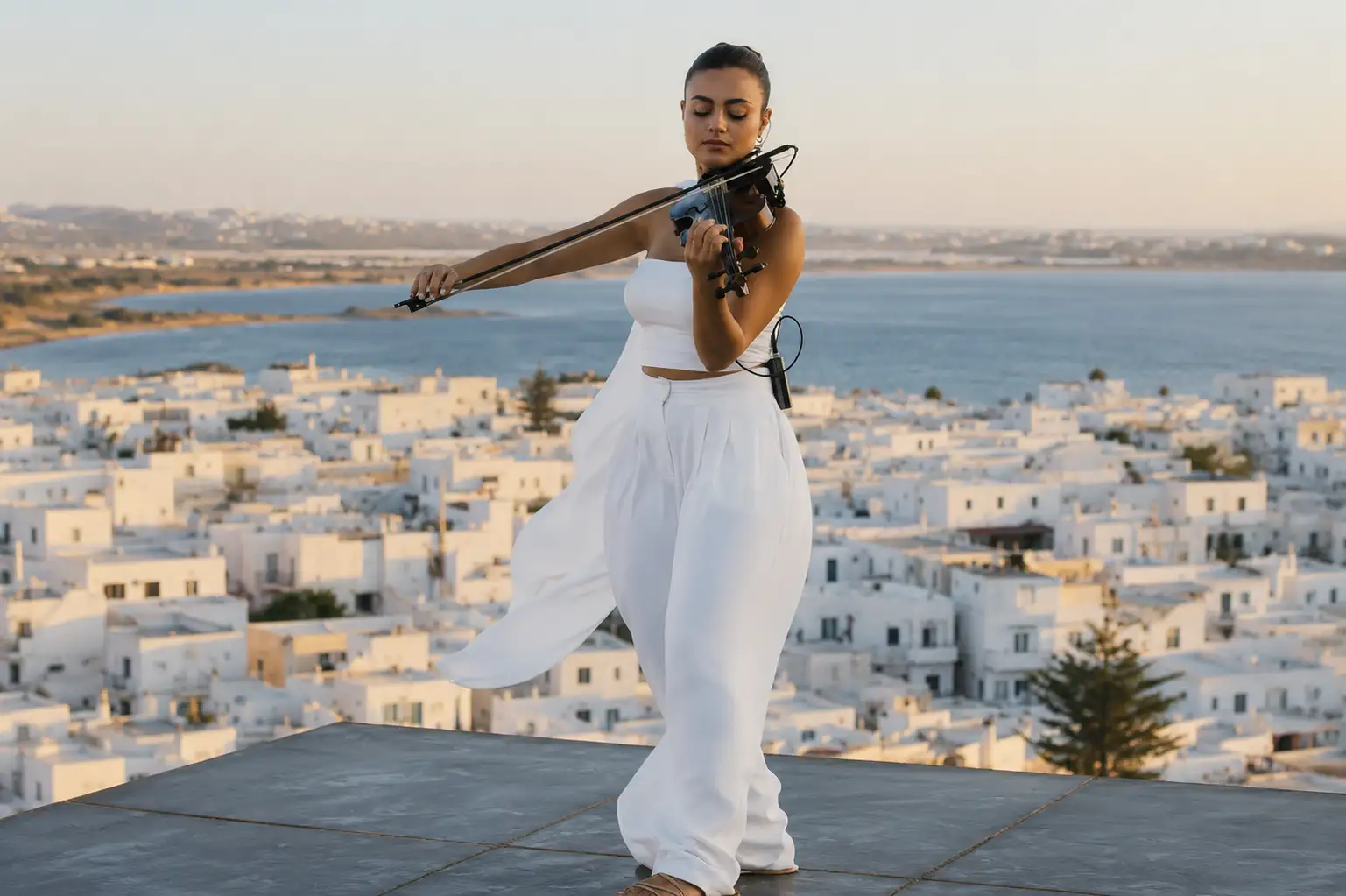 Chryssia – Luxury Wedding Violinist