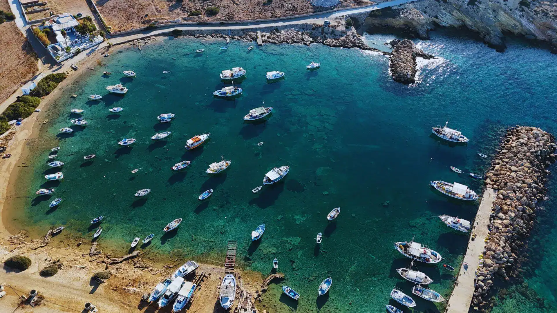 Παριανός στα Κουφονήσια για γαμήλια εκδήλωση