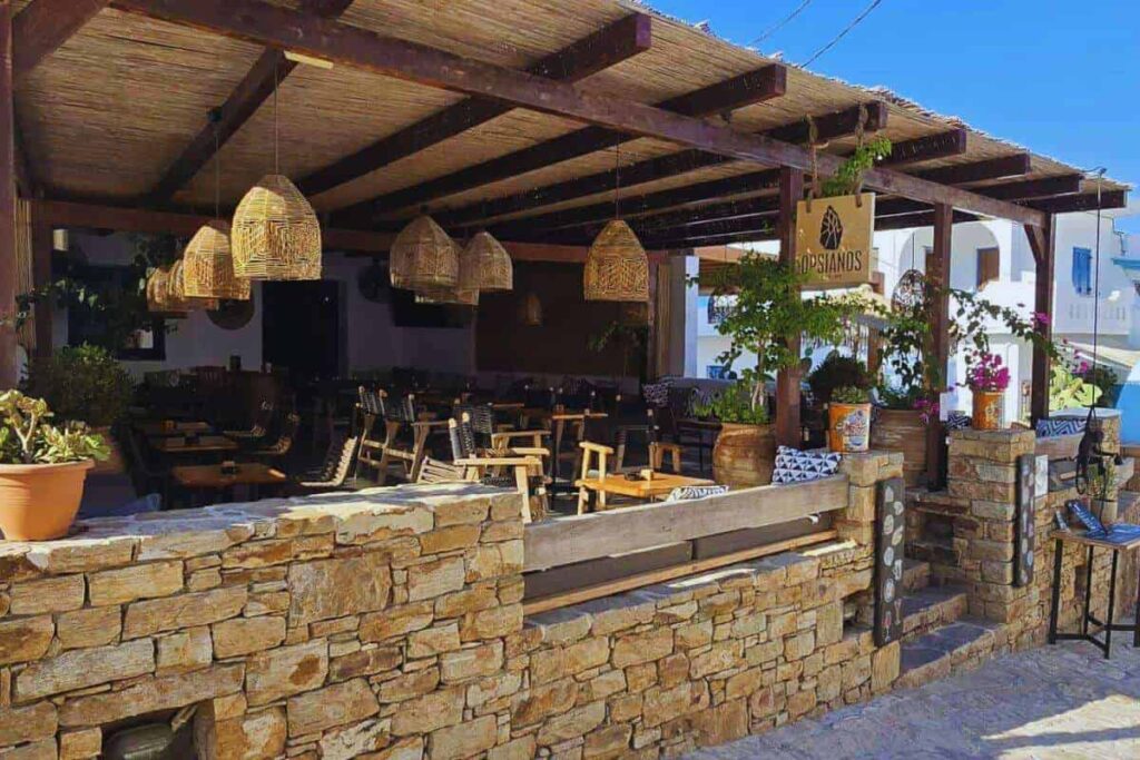 Opsianos Κουφονήσια | Καφέ, Brunch, Φαγητό & Cocktails στη Χώρα
