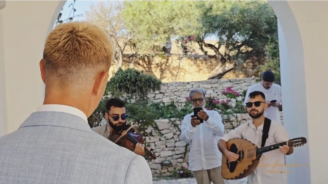 Βιολί and lute for a wedding in Koufonisia